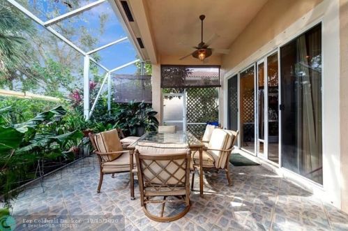 7648 New Holland Way, Boynton Beach FL 33437-6342 exterior