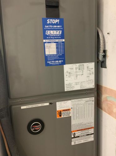 190 Essex Dr, Fort Pierce FL 34946-1229 exterior