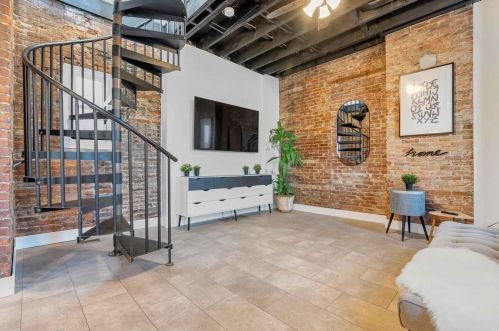 1229 Allen Market Ln, Saint Louis MO  63104-3941 exterior