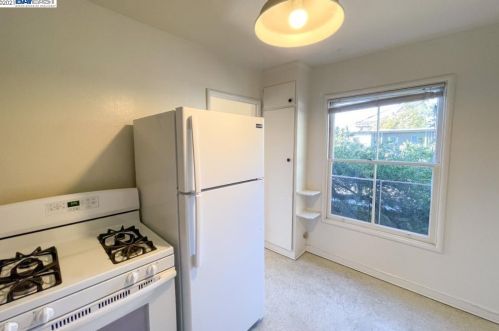 1207 University Ave, Berkeley CA 94702-1708 exterior