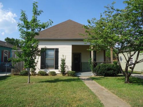 111 Hull St, Denison TX  75021-4917 exterior