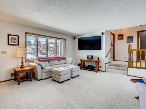 354 18 Ave, South Saint Paul MN 55075-1843 exterior