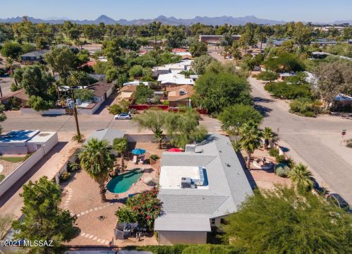 4002 Calle De Jardin, Tucson AZ 85711-3411 exterior