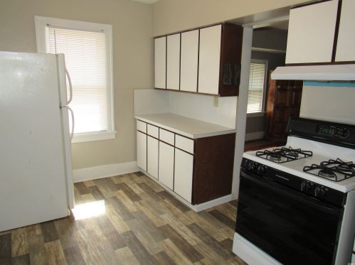 502 Logan St, Mishawaka, IN 46544-4836