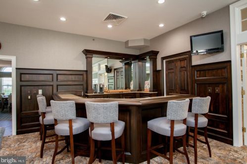 145 Villa Dr, Warminster PA 18974-3783 exterior