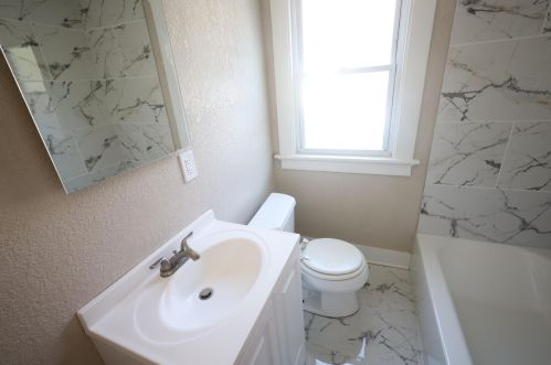 3627 39th St, Milwaukee WI  53216-3415 exterior