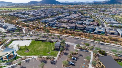 22113 31st St, Phoenix AZ 85016-7009 exterior