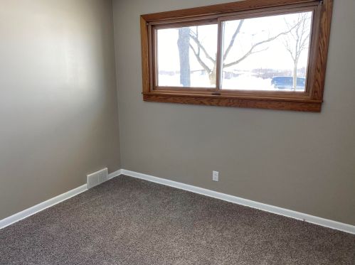 4236 84, Milwaukee WI 53228-2309 exterior