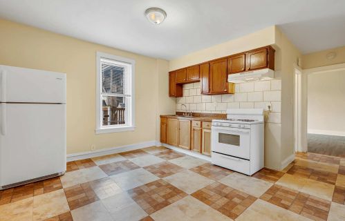 716 92nd St, Chicago IL 60619-7604 exterior