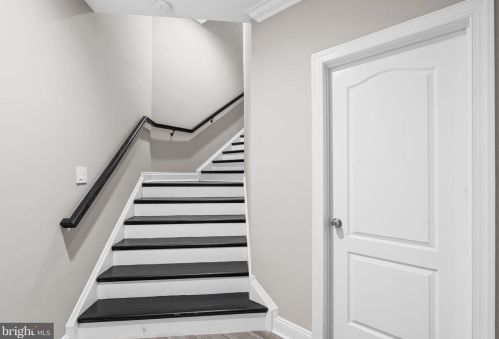 1645 Kirby Rd, Mc Lean VA  22101-3240 exterior