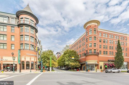 316 New Mark Esplanade, Rockville MD 20850-2750 exterior