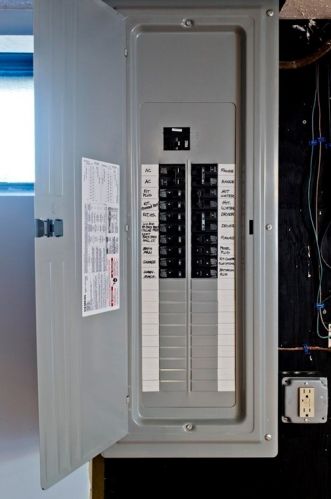 155 Canton Cir, Springfield MA 01104-1441 exterior