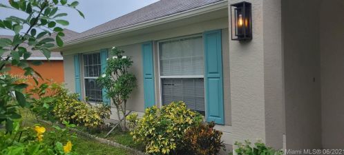 1858 Gemini Ln, Fort Pierce, FL 34984-4416