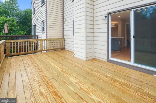 4559 Sawgrass Ct, Alexandria VA  22312-3152 exterior