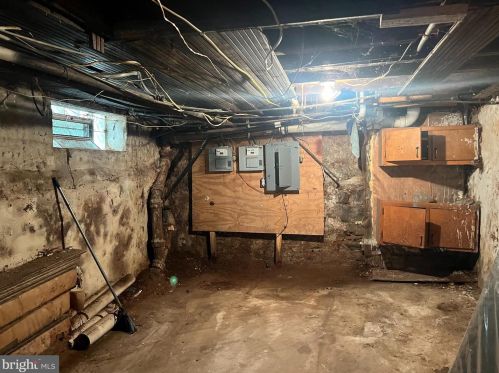 1527 28 St, Philadelphia PA 19121-3618 exterior