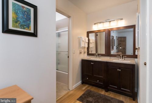 312 Harrison St, Princeton NJ 08540-3508 exterior