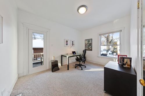 6553 Hiawatha Ave, Chicago IL 60646-4219 exterior