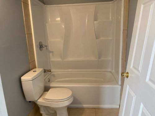 1456 Avers Ave, Chicago IL 60618-1902 exterior