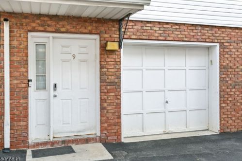 128 Boulevard, Passaic Park, NJ 07055-4769