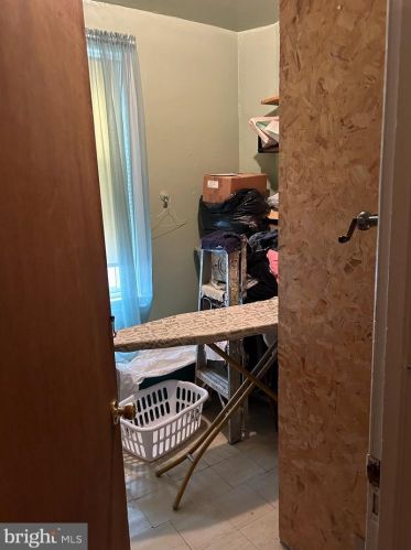 1250 56 St, Philadelphia PA 19143-4003 exterior