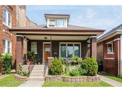 5809 Rockwell St, Chicago, IL 60659-4901