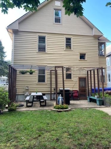 71 Maryland St, Springfield MA  01108-2646 exterior