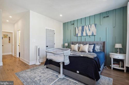 1937 5th St, Philadelphia PA  19122-2135 exterior