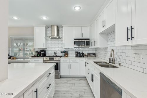 1341 Campbell Ave, Phoenix AZ  85013-2603 exterior