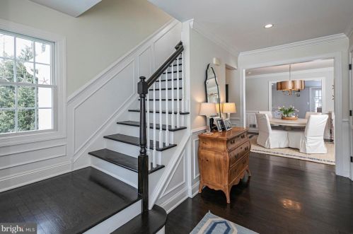 6 Alta Vista Dr, Princeton NJ 08540-7429 exterior