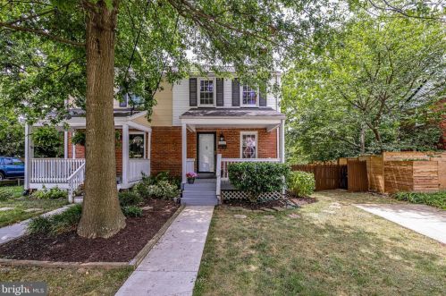 2711 Albemarle Dr, Alexandria, VA 22303-1303