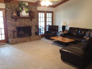 451 Chadwick Shores Dr, Sneads Ferry NC  28460-9203 exterior