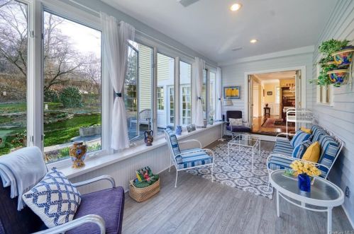 25 Carleton Ave, Briarcliff NY 10510-1722 exterior