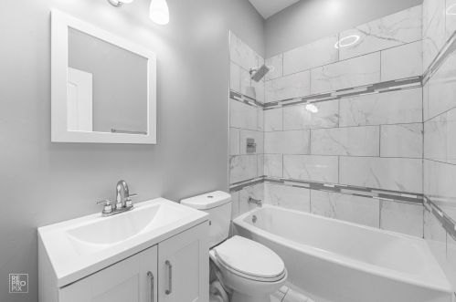 1872 Millard Ave, Chicago IL 60629-4349 exterior