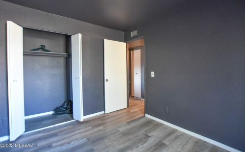 2878 Calle Del Huerto, Tucson AZ 85741-3415 exterior