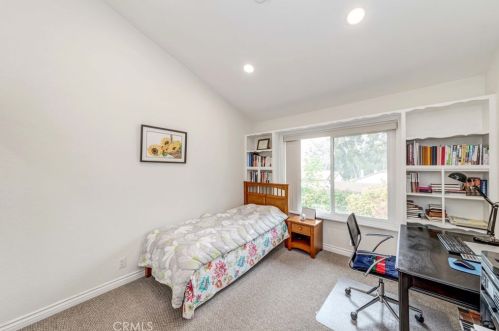 803 Creekside Dr, Fullerton CA 92833-2176 exterior