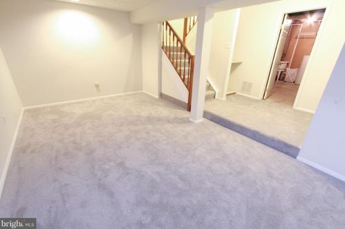 7800 Havenside Ter, Rockville MD 20855-2261 exterior