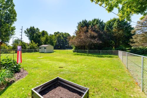 16973 Lovers Ln, Three Rivers MI 49093-9080 exterior