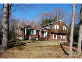 53 Birkdale Rd, Manchester, NH 03110-4302