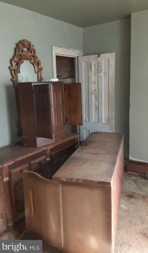 204 Spg St, Trenton NJ 08618-4611 exterior