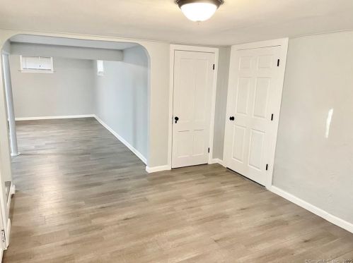 258 Bassett St, New Britain CT  06051-3438 exterior