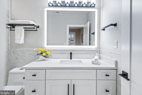 1225 Randolph St, Washington DC 20011-5908 exterior