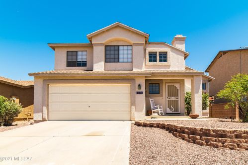 3050 Country Meadow Dr, Tucson, AZ 85742-4855