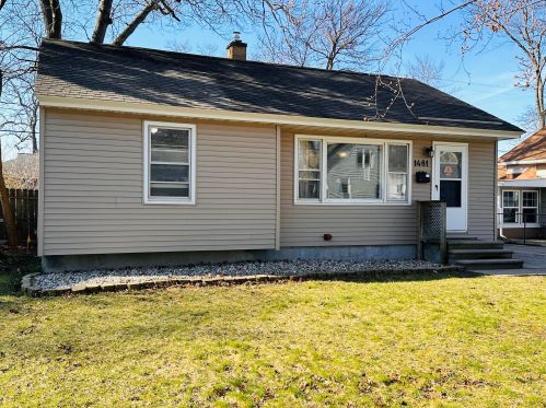 1481 Montague Ave, Meskegon MI  49441-3128 exterior