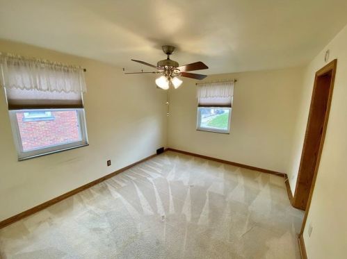 134 Sceneridge Ave, Pittsburgh PA 15227-2724 exterior