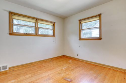 2660 70, Milwaukee WI 53219-2507 exterior