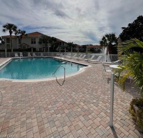 1036 Egrets Walk Cir, Naples FL 34108-5400 exterior