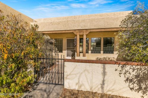 3210 Picasso Pl, Tucson, AZ 85742-8700