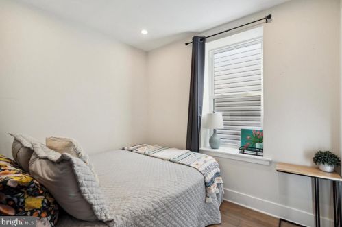 1937 5th St, Philadelphia PA  19122-2135 exterior