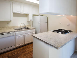 3100 Yorba Linda Blvd, Fullerton CA  92831-2360 exterior