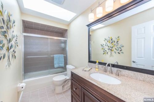 29 Cedarwood Ter, West Paterson NJ exterior